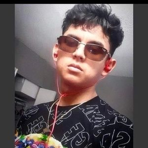 Meet your Posher, Rigoberto